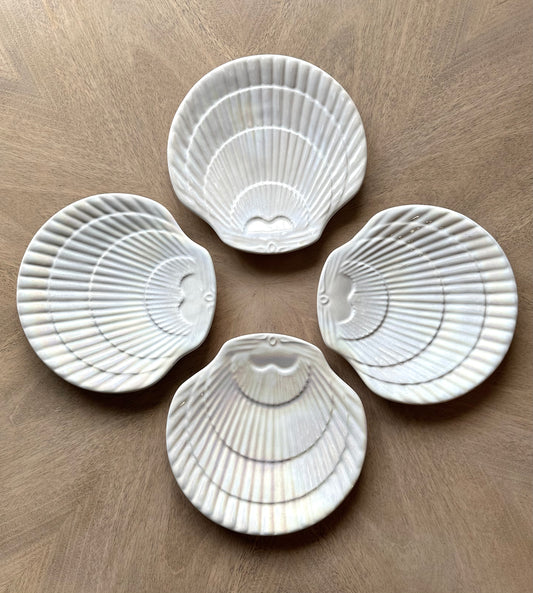 Vintage Scallop Shell Plates Set of 4