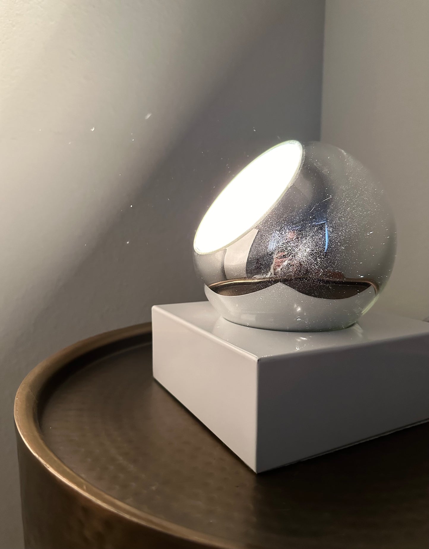 Mod Sphere Lamp